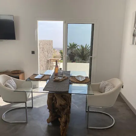 Luxury Studio, Sea View, Pool * La Asomada (Lanzarote)